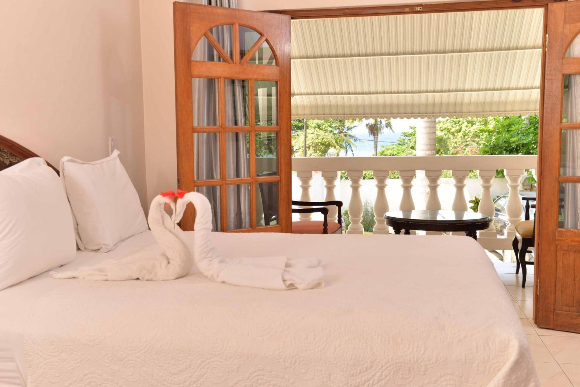 Chateau Margarita Ja Montego Bay Exterior foto